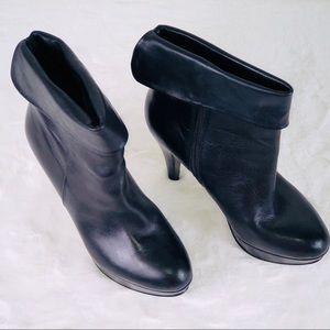 5th Avenue Black Leather Ankle Boots
